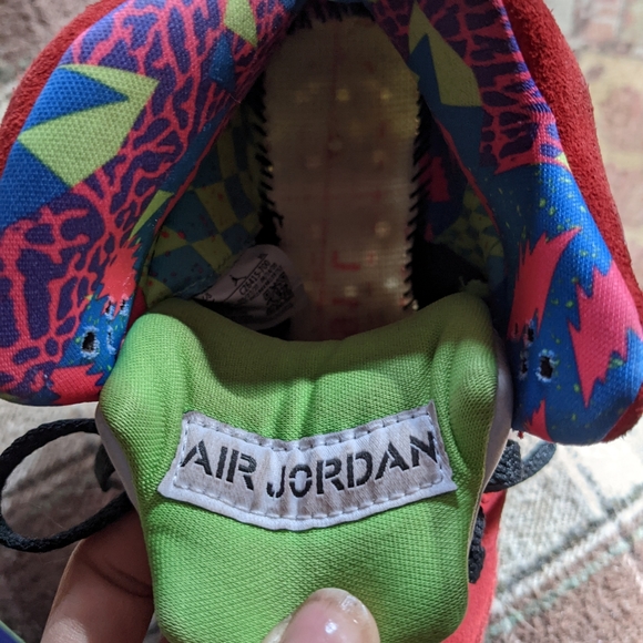 Nike Air Jordan Retro V in 'What The' - Picture 11 of 13